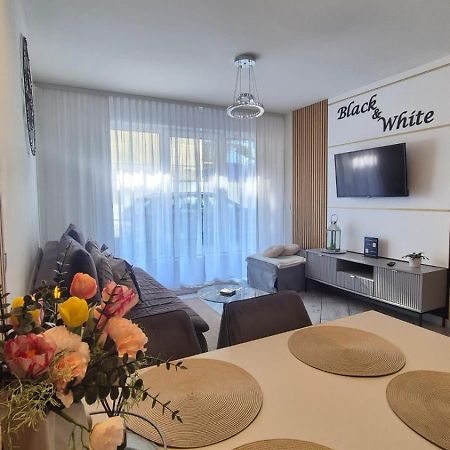 Apartament Black-White Mielno  Bagian luar foto